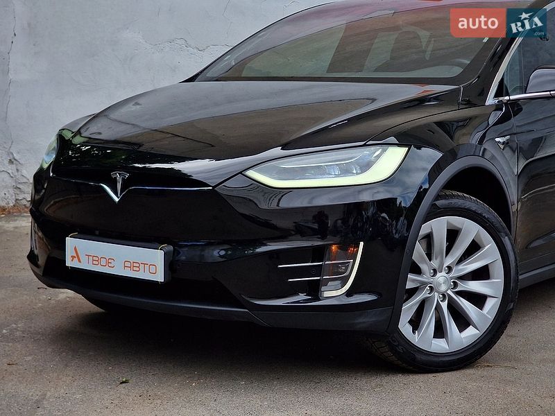 Внедорожник / Кроссовер Tesla Model X 2017 в Одессе
