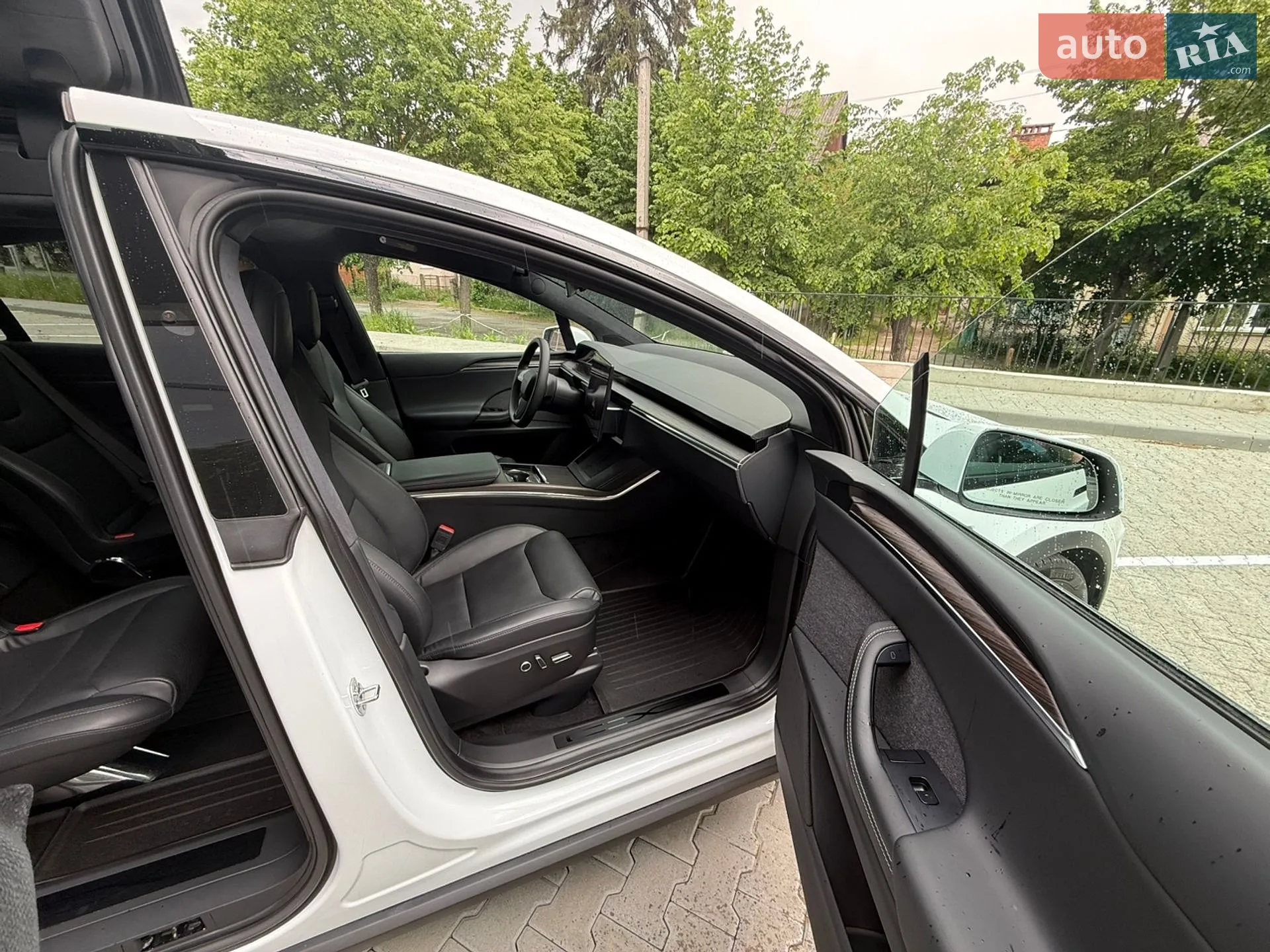2023 Tesla Model X - мініатюра 33