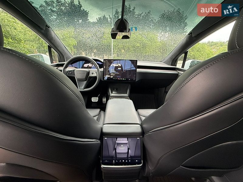 Позашляховик / Кросовер Tesla Model X 2023 в Чернівцях