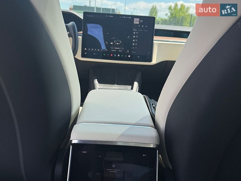 Внедорожник / Кроссовер Tesla Model X 2022 в Киеве