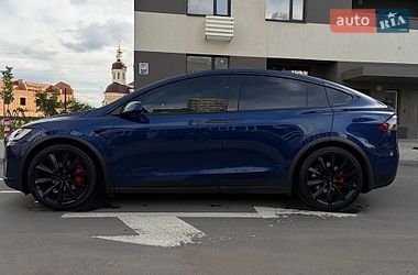 Внедорожник / Кроссовер Tesla Model X 2019 в Киеве