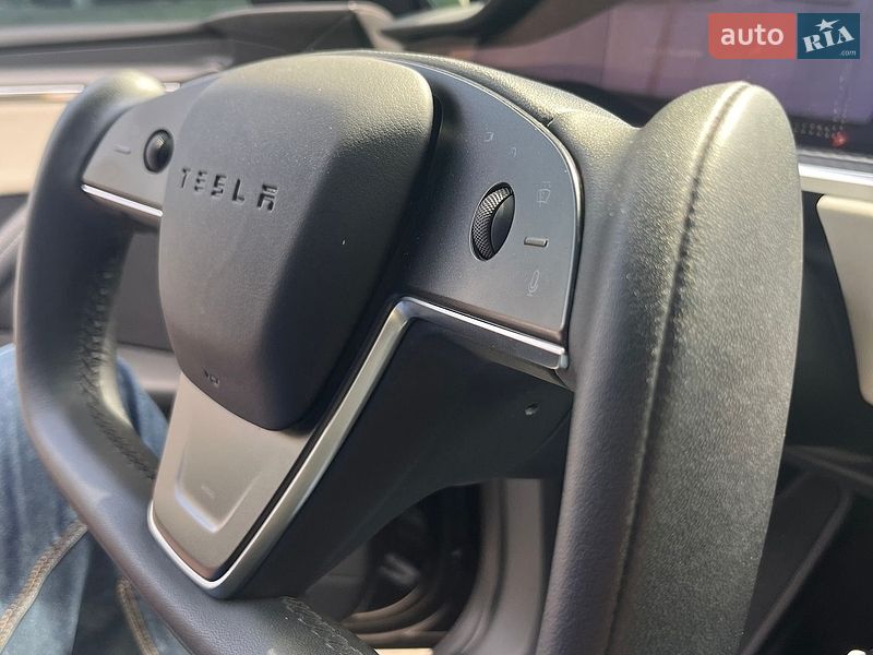 Внедорожник / Кроссовер Tesla Model X 2022 в Киеве