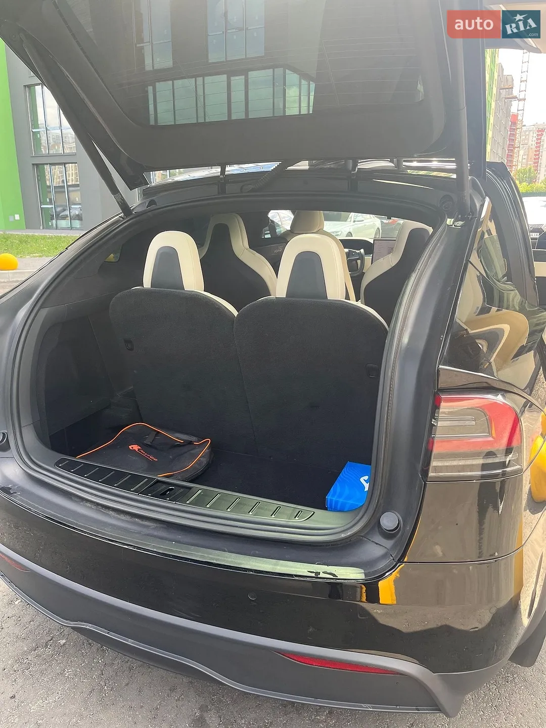 2022 Tesla Model X - мініатюра 12