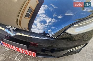 Внедорожник / Кроссовер Tesla Model X 2019 в Львове