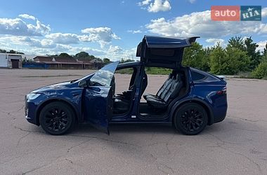 Внедорожник / Кроссовер Tesla Model X 2019 в Прилуках