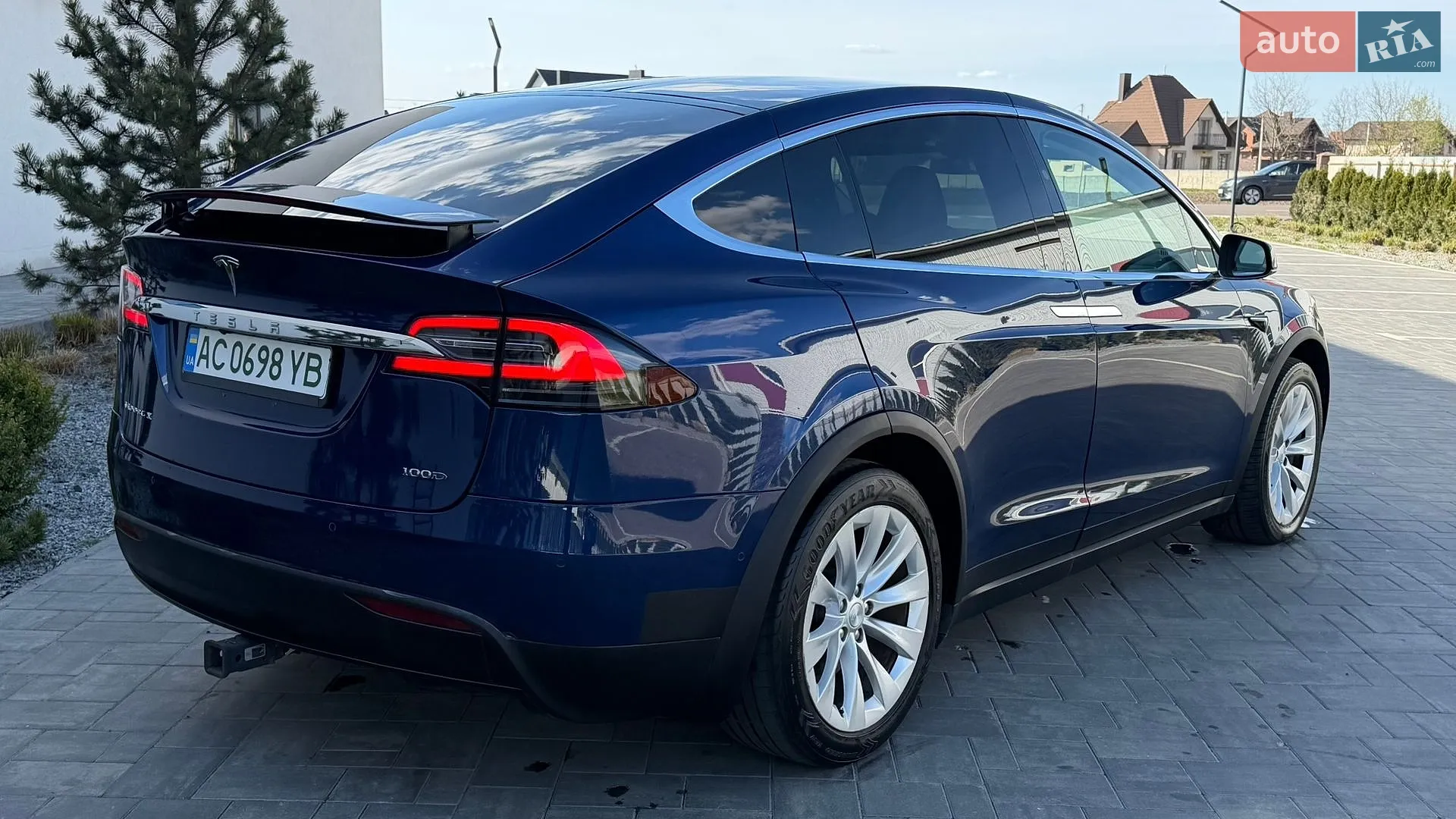2017 Tesla Model X - мініатюра 13