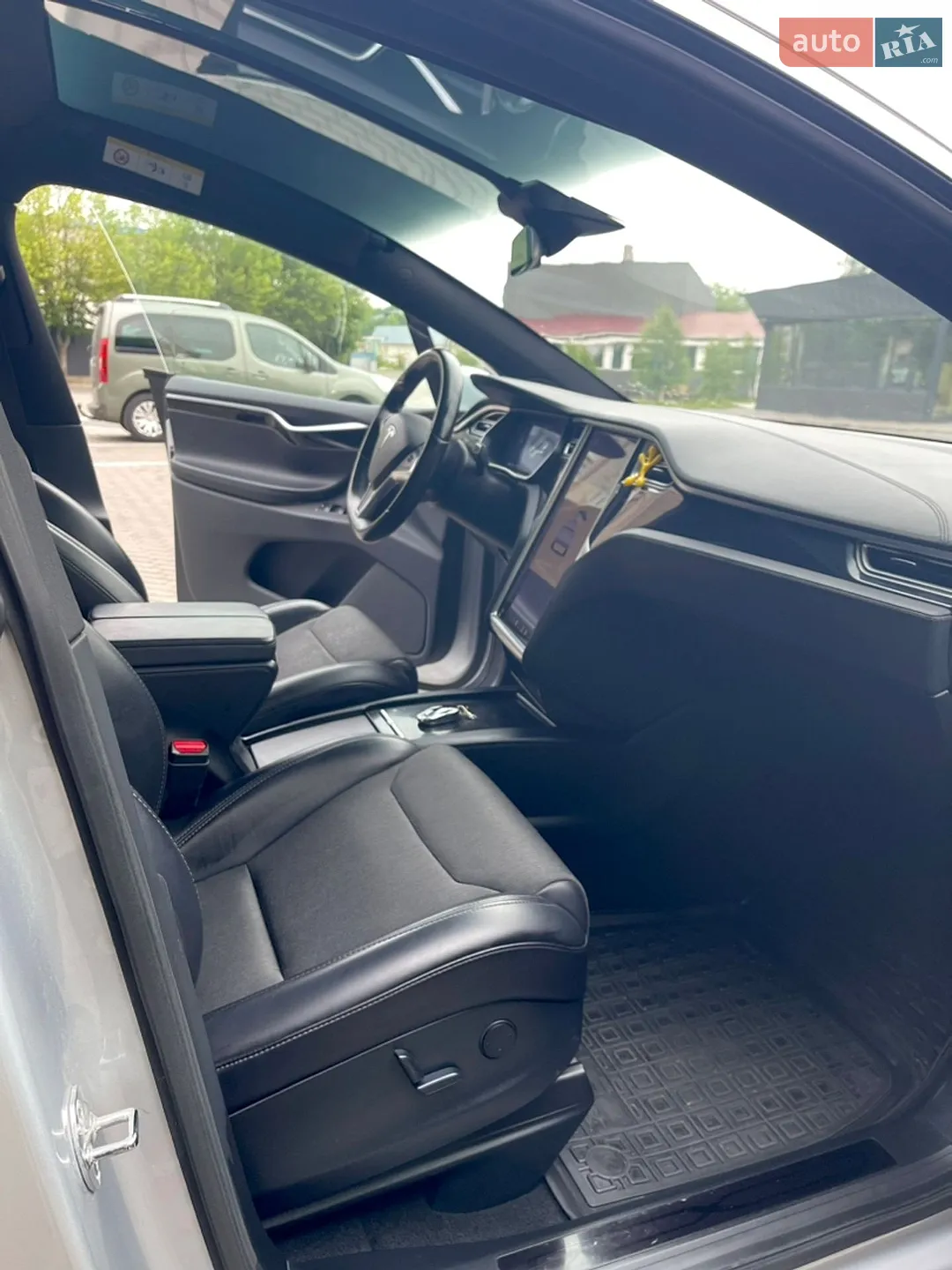 2018 Tesla Model X - мініатюра 14