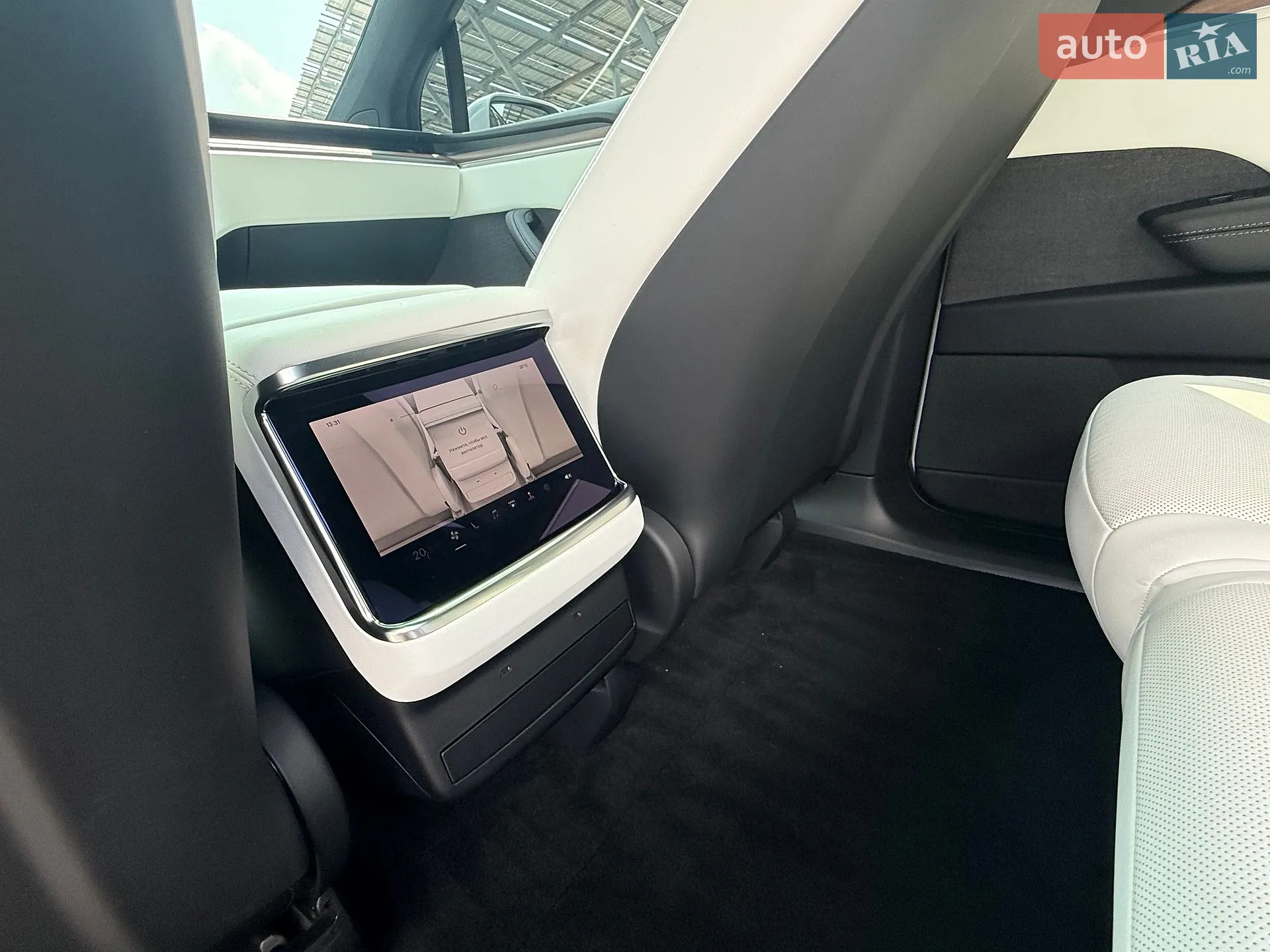 2022 Tesla Model X - мініатюра 29