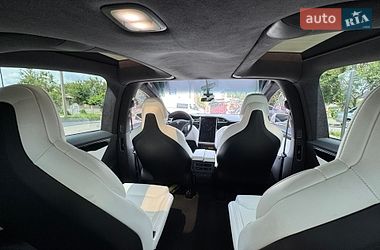 Позашляховик / Кросовер Tesla Model X 2018 в Києві