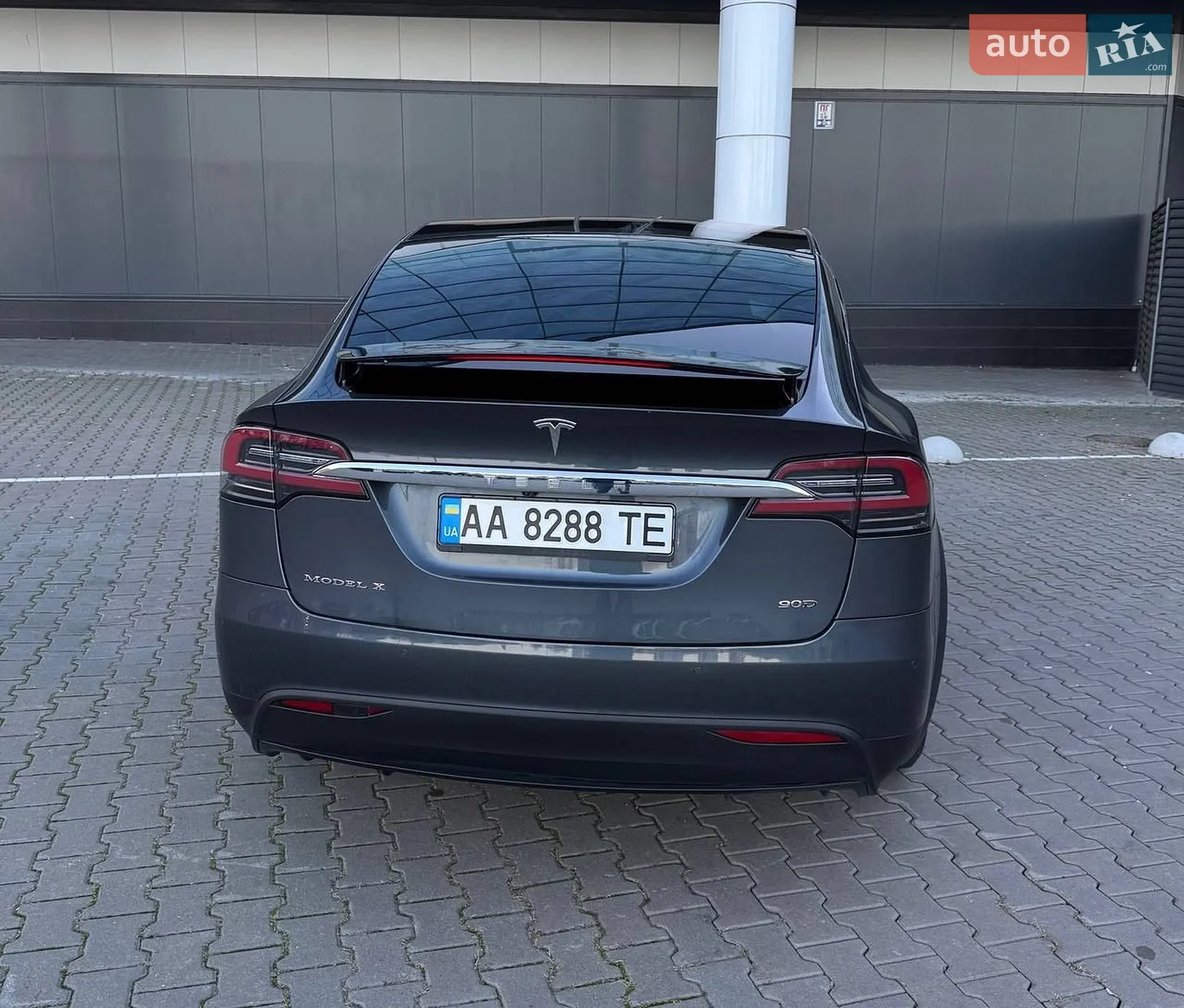 2017 Tesla Model X - мініатюра 8