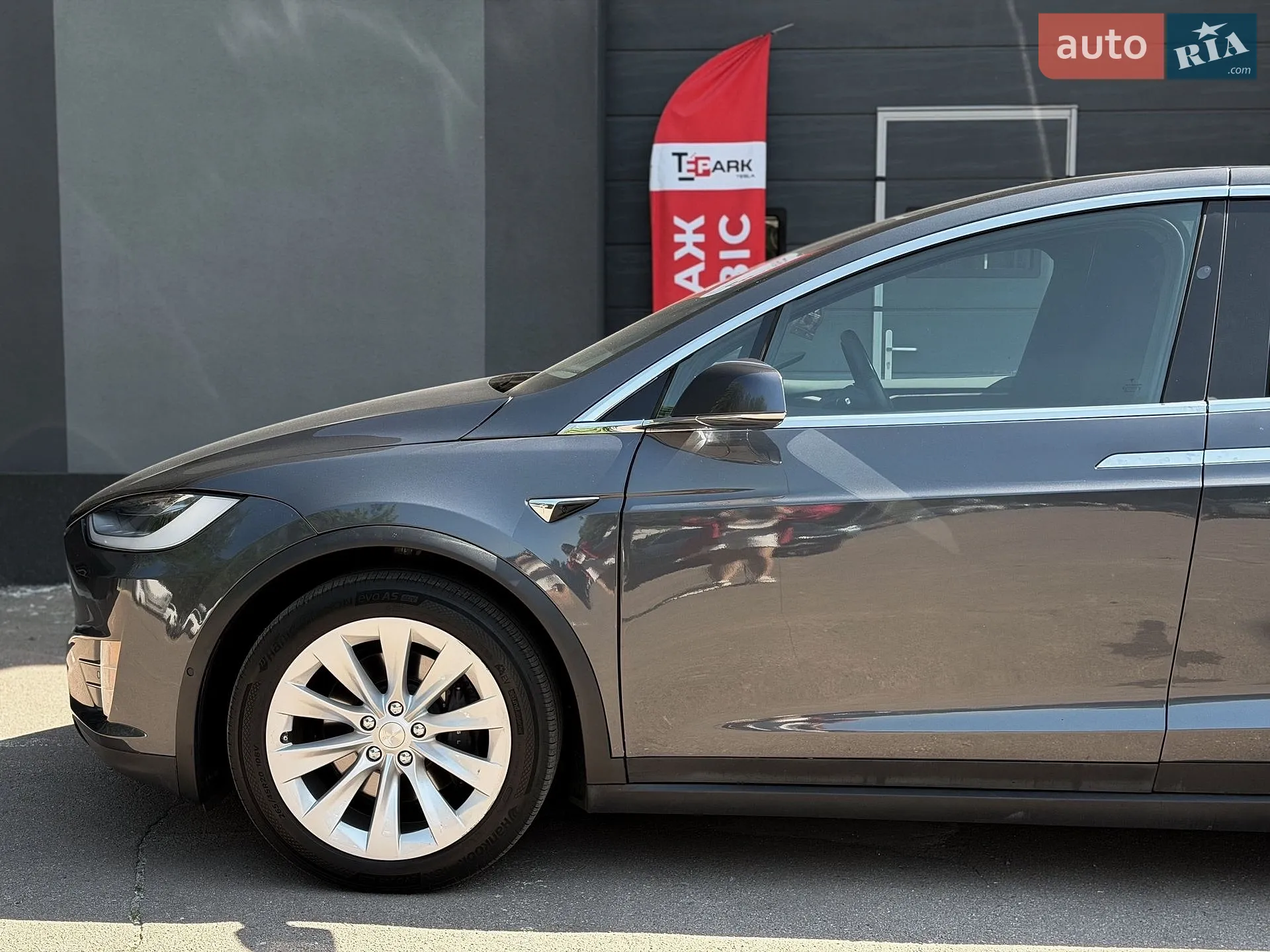 2020 Tesla Model X - мініатюра 4