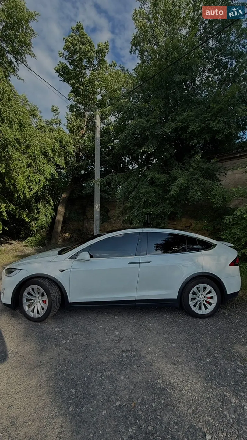 2020 Tesla Model X - мініатюра 3