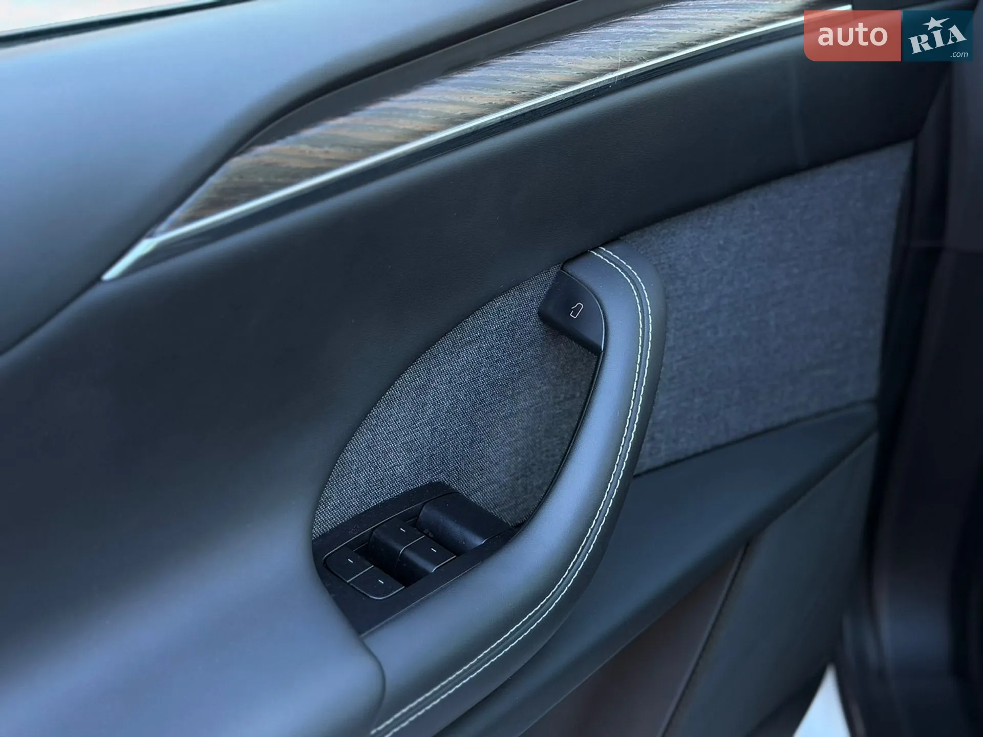 2022 Tesla Model X - мініатюра 44