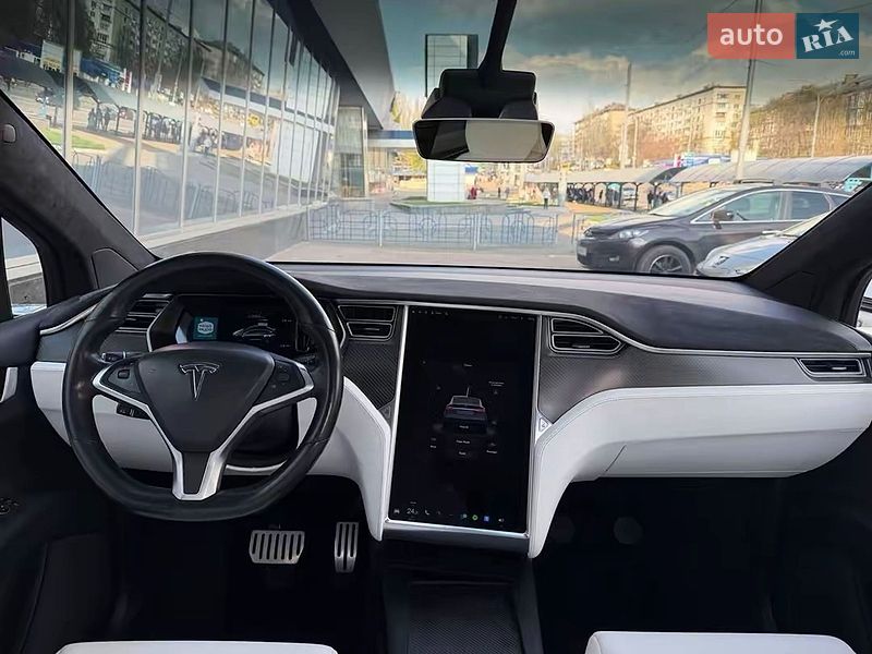 Внедорожник / Кроссовер Tesla Model X 2017 в Киеве фото 17 Внедорожник / Кроссовер Tesla Model X 2017 в Киеве