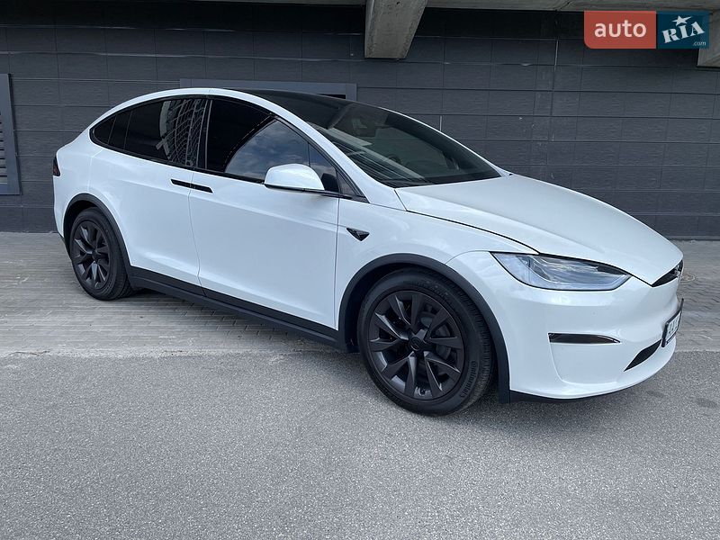 Внедорожник / Кроссовер Tesla Model X 2024 в Киеве