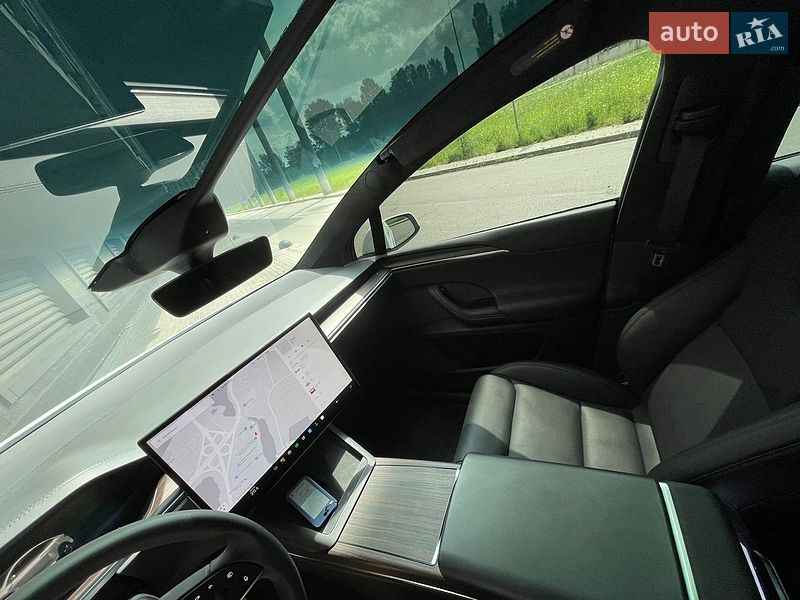 Внедорожник / Кроссовер Tesla Model X 2024 в Киеве