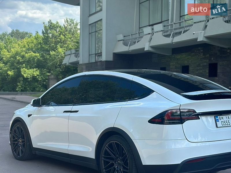 Позашляховик / Кросовер Tesla Model X 2022 в Сумах