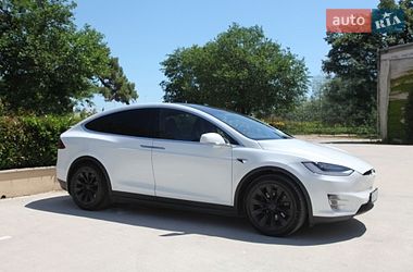 Позашляховик / Кросовер Tesla Model X 2019 в Миколаєві