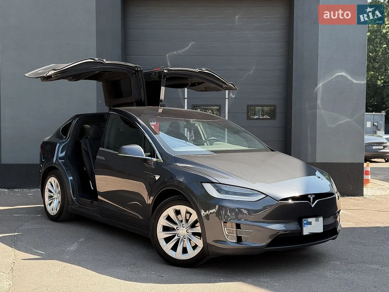 2020 Tesla Model X - мініатюра 18