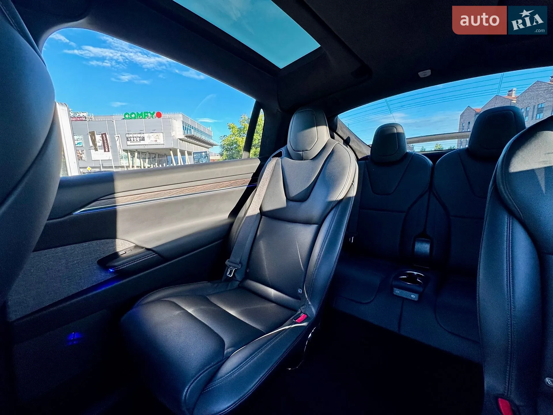 2023 Tesla Model X - мініатюра 18