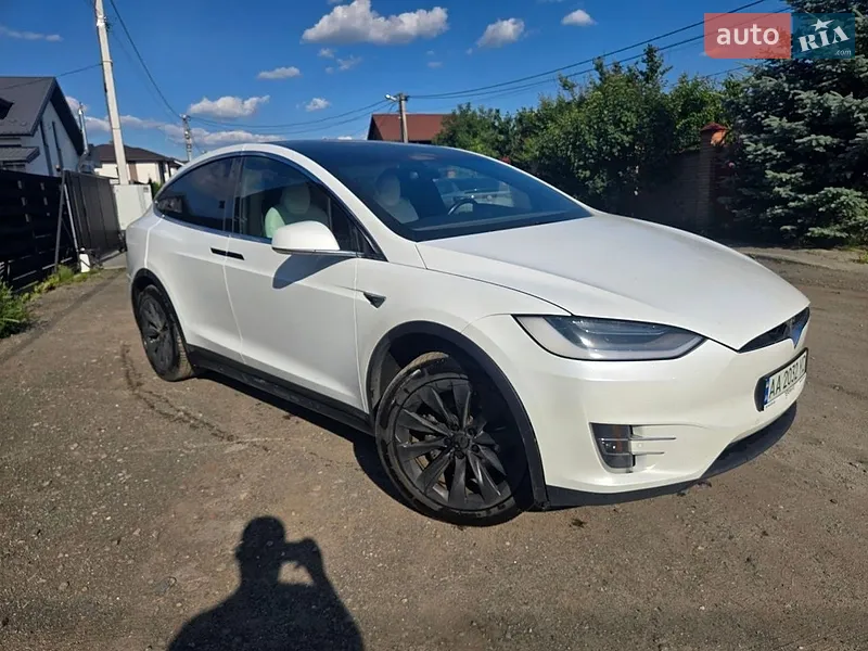 Tesla Model X