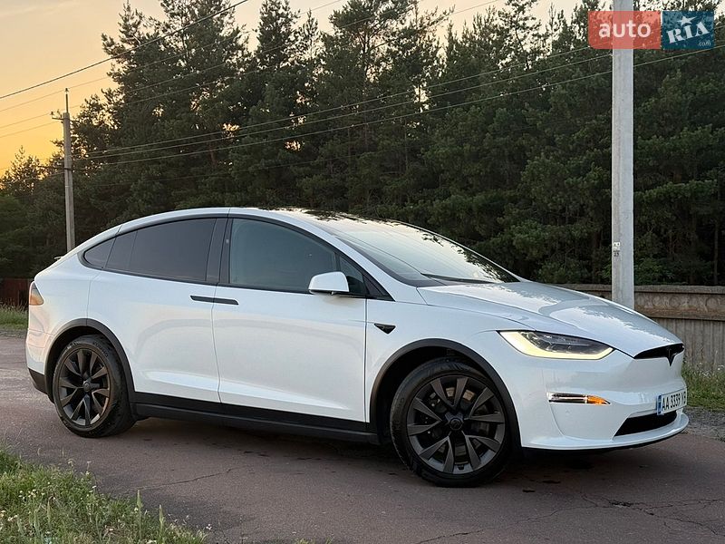 Внедорожник / Кроссовер Tesla Model X 2022 в Киеве