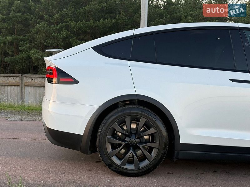 Внедорожник / Кроссовер Tesla Model X 2022 в Киеве