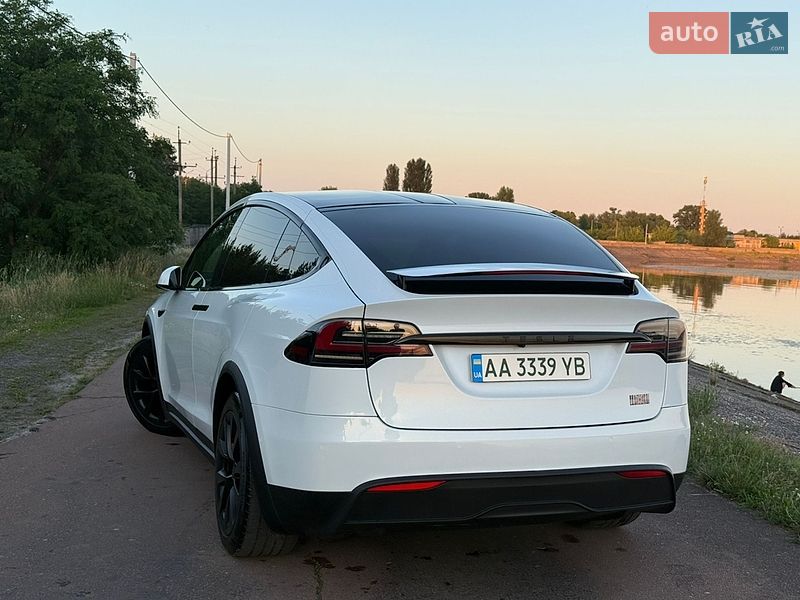 Внедорожник / Кроссовер Tesla Model X 2022 в Киеве