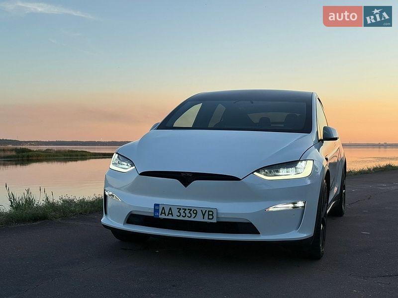 Внедорожник / Кроссовер Tesla Model X 2022 в Киеве