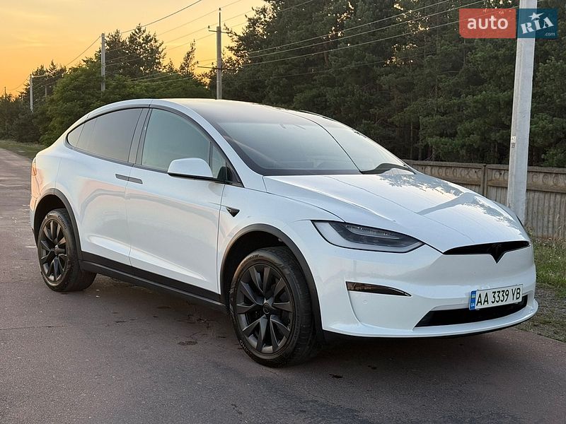 Внедорожник / Кроссовер Tesla Model X 2022 в Киеве