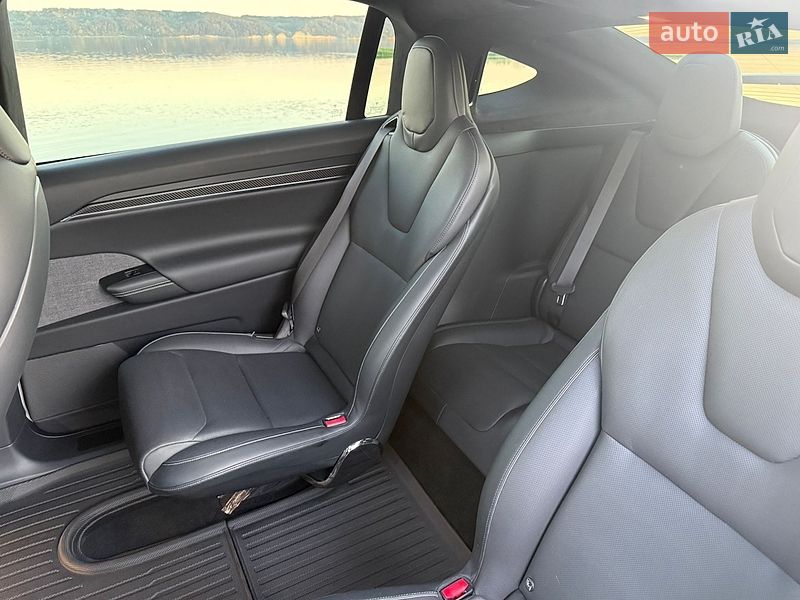 Внедорожник / Кроссовер Tesla Model X 2022 в Киеве