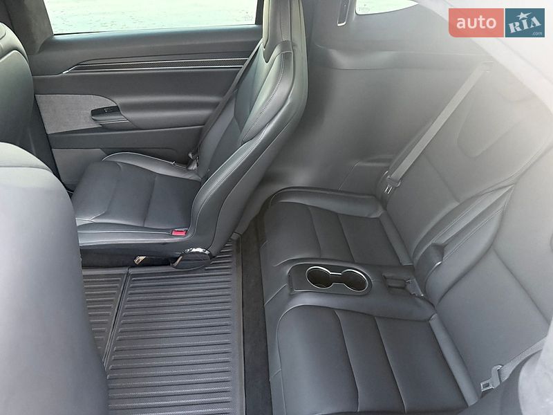 Внедорожник / Кроссовер Tesla Model X 2022 в Киеве