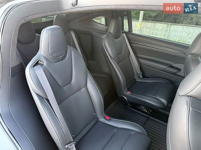 Внедорожник / Кроссовер Tesla Model X 2022 в Киеве