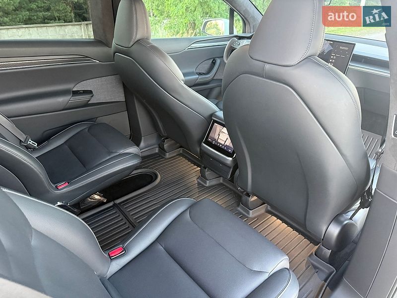 Внедорожник / Кроссовер Tesla Model X 2022 в Киеве