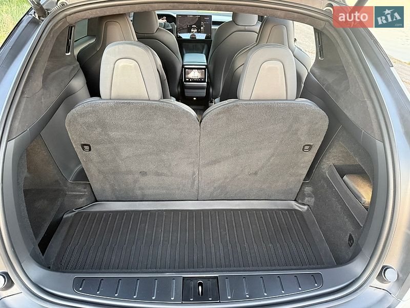 Внедорожник / Кроссовер Tesla Model X 2022 в Киеве