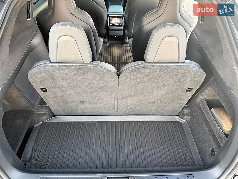 Внедорожник / Кроссовер Tesla Model X 2022 в Киеве