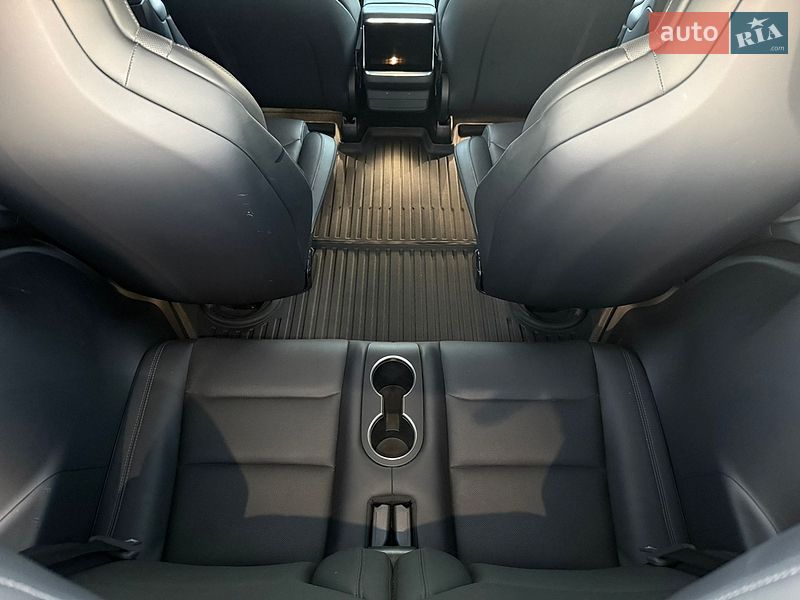 Внедорожник / Кроссовер Tesla Model X 2022 в Киеве