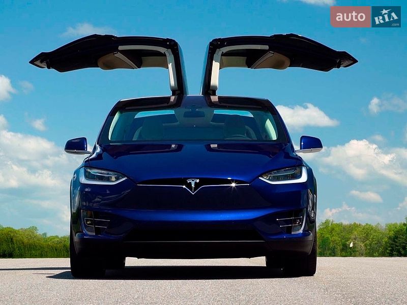 Tesla Model X 2017