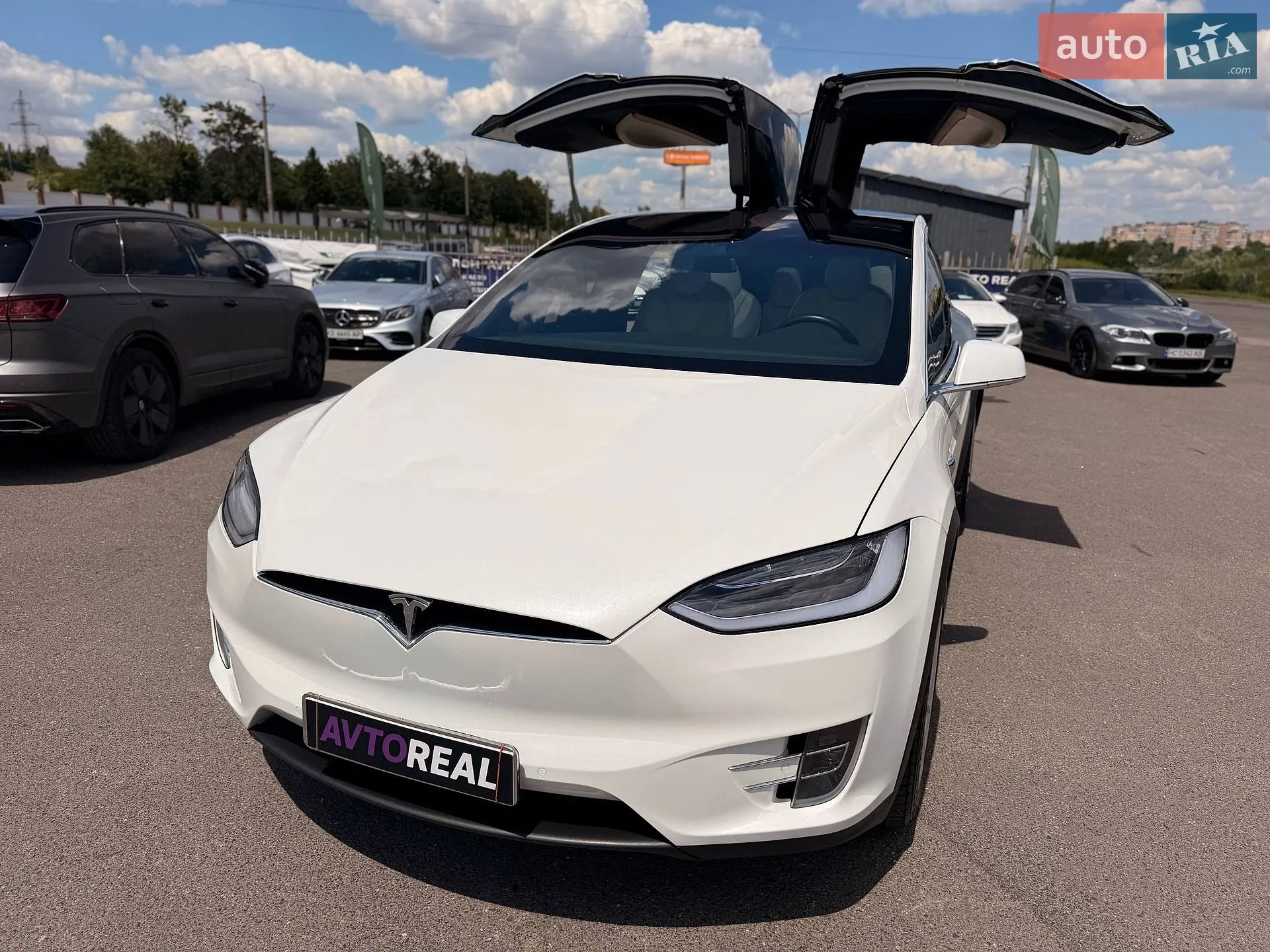 2020 Tesla Model X - мініатюра 25