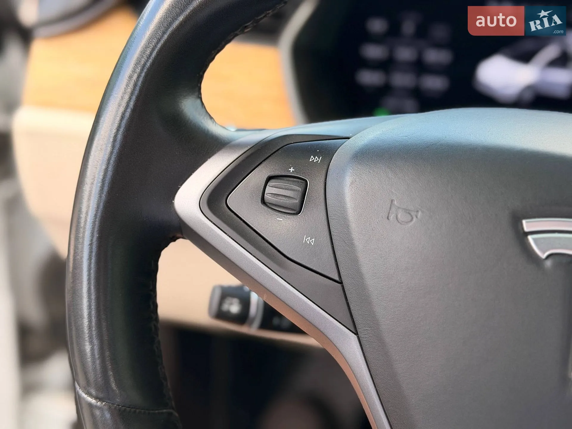 2020 Tesla Model X - мініатюра 82