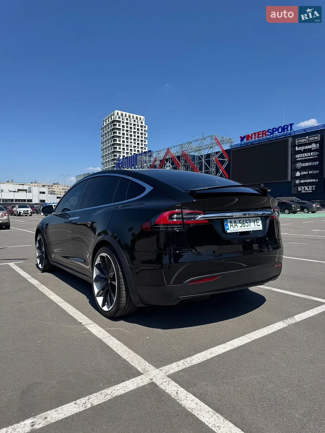 2020 Tesla Model X - мініатюра 8