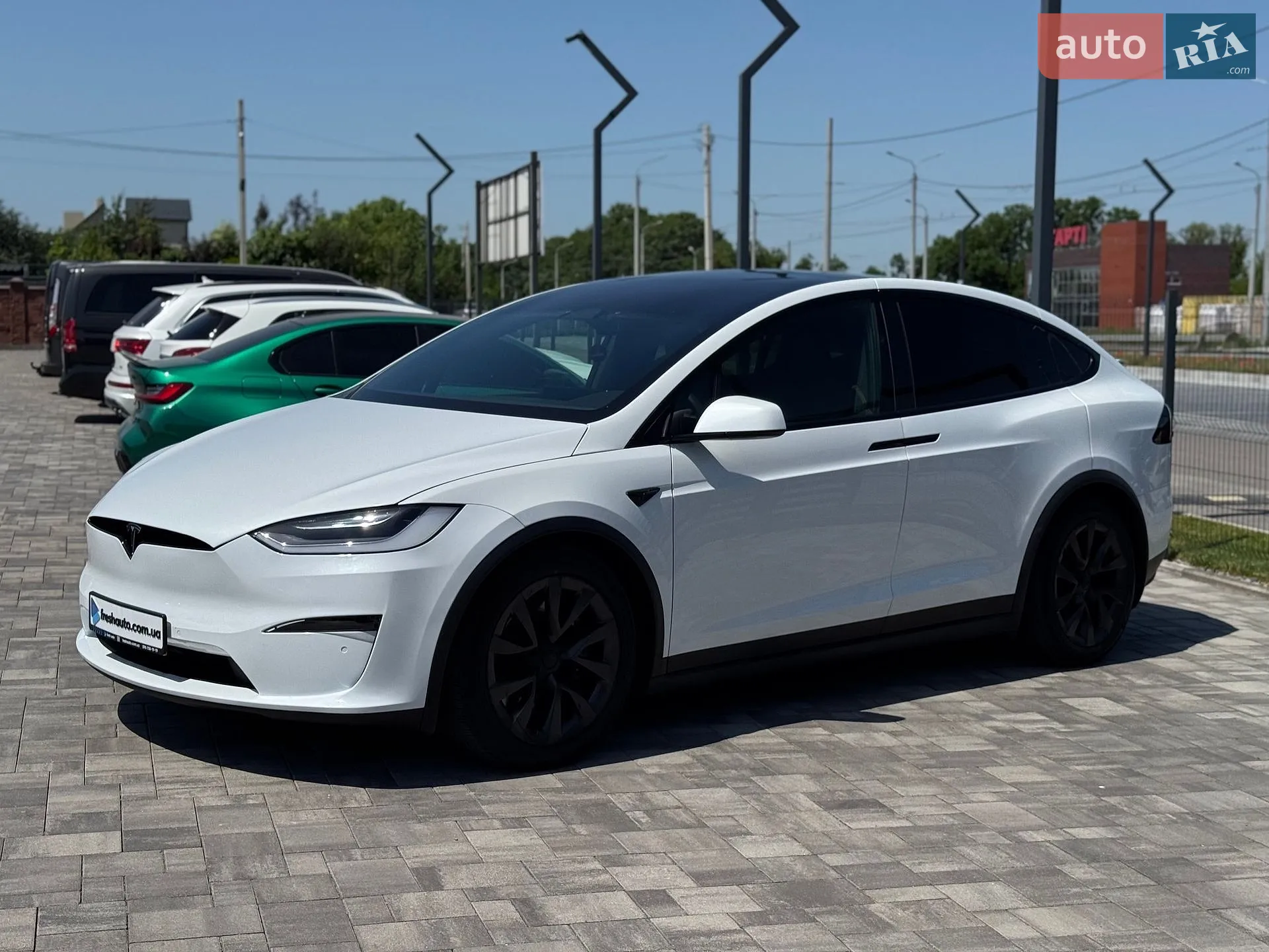 2022 Tesla Model X - мініатюра 8