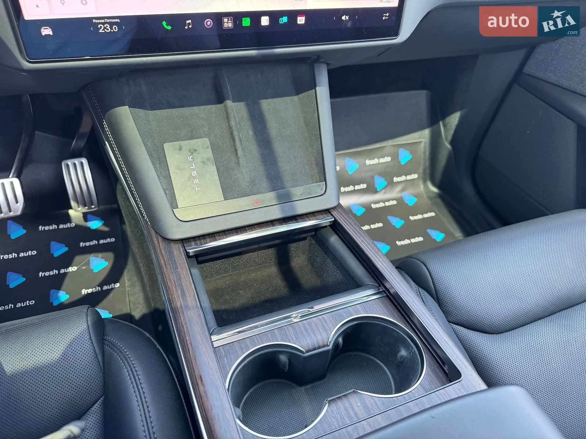 2022 Tesla Model X - мініатюра 28