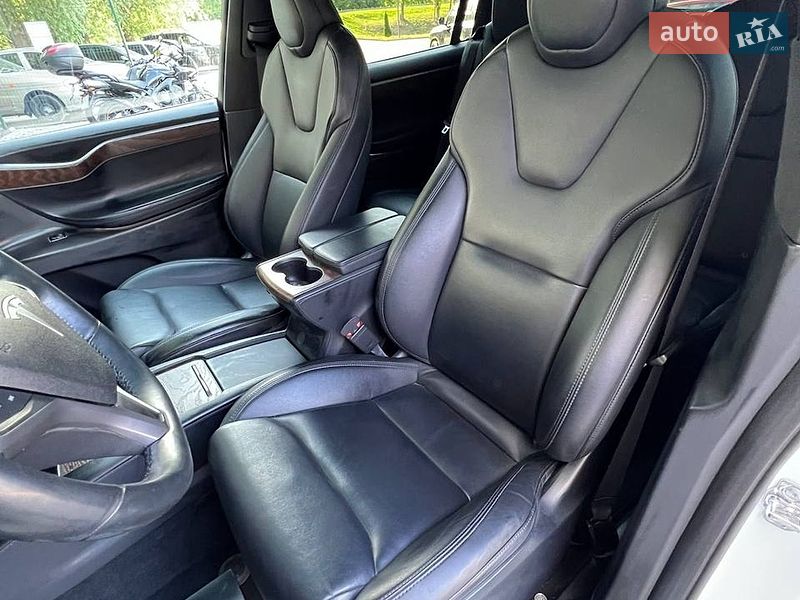 Внедорожник / Кроссовер Tesla Model X 2020 в Хмельницком