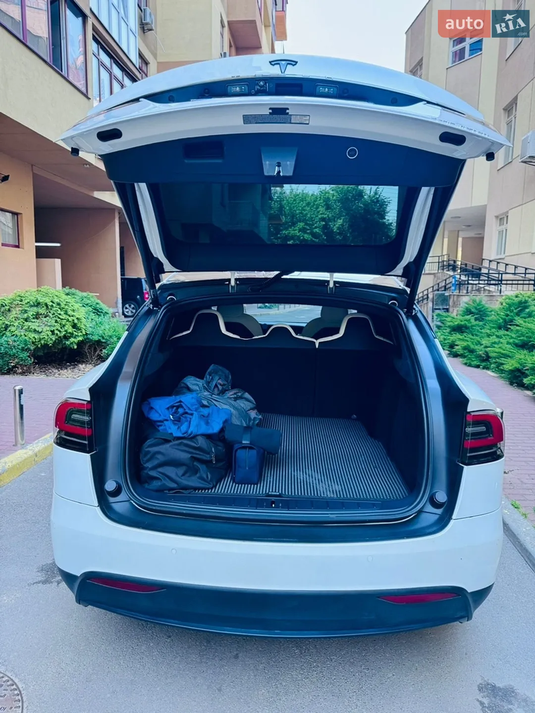 2020 Tesla Model X - мініатюра 7