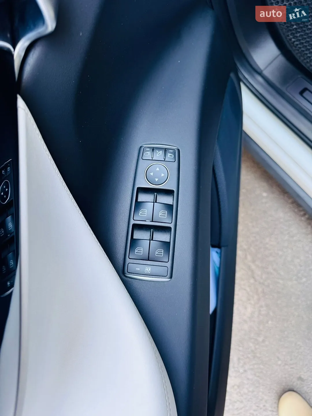 2020 Tesla Model X - мініатюра 17