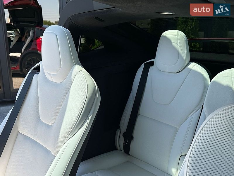 Внедорожник / Кроссовер Tesla Model X 2022 в Ивано-Франковске