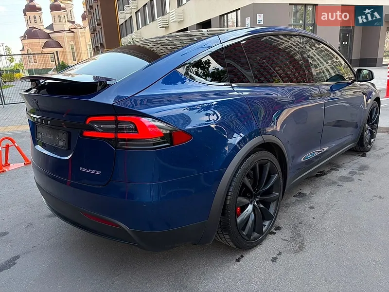 Tesla Model X 2019 VIN 5YJXCCE49KF188220 фото оголошення 6 з 66