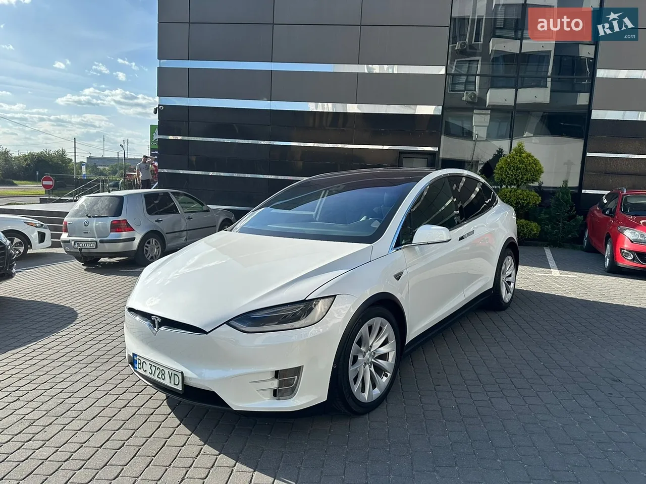 2017 Tesla Model X - мініатюра 17