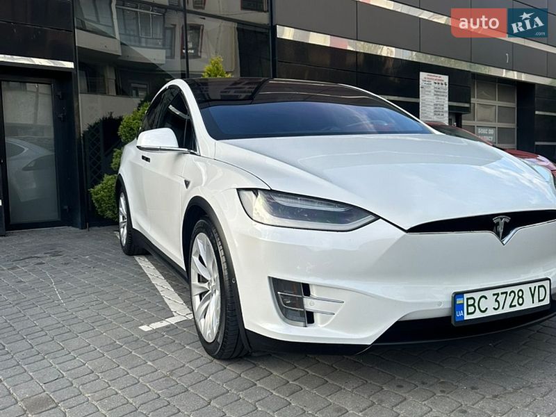 Внедорожник / Кроссовер Tesla Model X 2016 в Львове